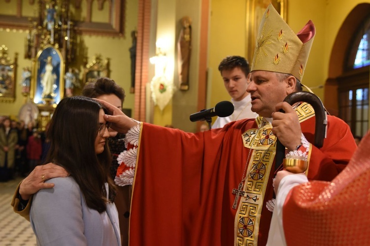 Bierzmowanie w parafii św. Rodziny w Tarnowie