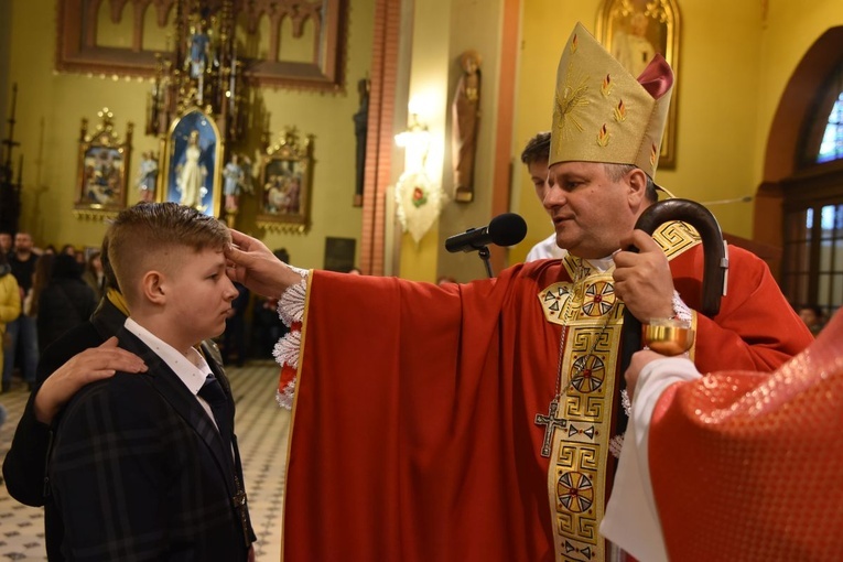Bierzmowanie w parafii św. Rodziny w Tarnowie