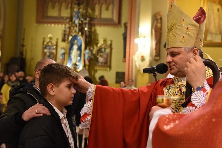 Bierzmowanie w parafii św. Rodziny w Tarnowie