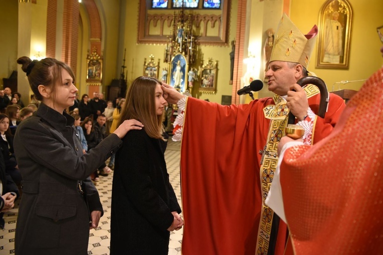 Bierzmowanie w parafii św. Rodziny w Tarnowie