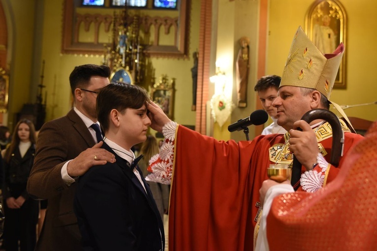 Bierzmowanie w parafii św. Rodziny w Tarnowie