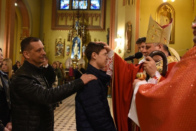 Bierzmowanie w parafii św. Rodziny w Tarnowie