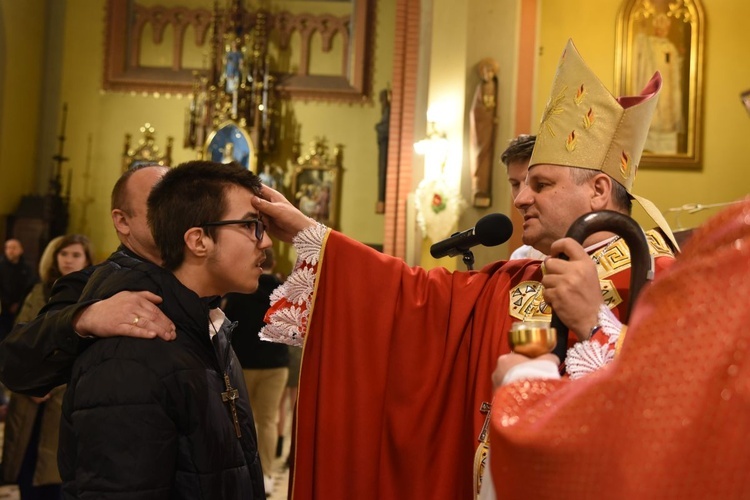 Bierzmowanie w parafii św. Rodziny w Tarnowie