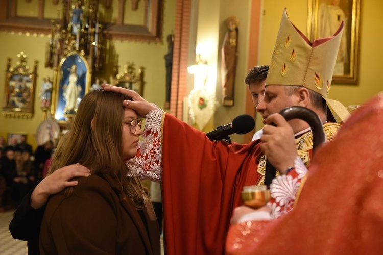 Bierzmowanie w parafii św. Rodziny w Tarnowie