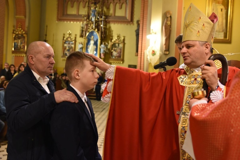 Bierzmowanie w parafii św. Rodziny w Tarnowie