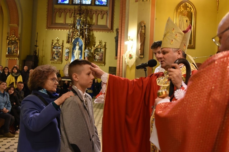 Bierzmowanie w parafii św. Rodziny w Tarnowie