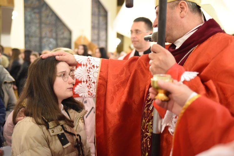 Bierzmowanie w parafii Miłosierdzia Bożego w Tarnowie