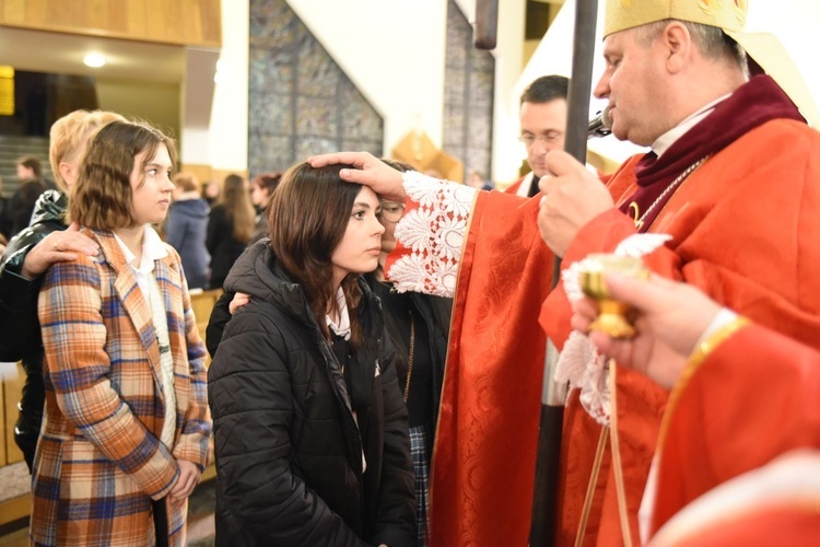 Bierzmowanie w parafii Miłosierdzia Bożego w Tarnowie