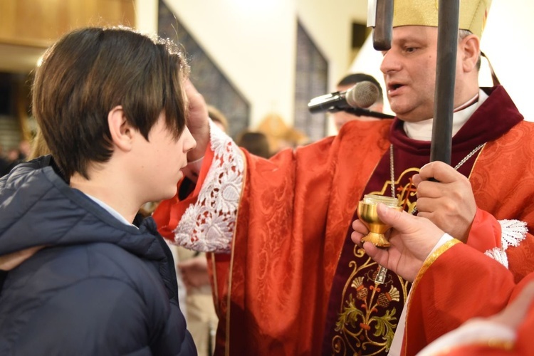 Bierzmowanie w parafii Miłosierdzia Bożego w Tarnowie