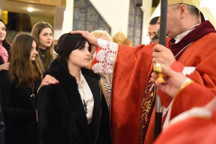 Bierzmowanie w parafii Miłosierdzia Bożego w Tarnowie