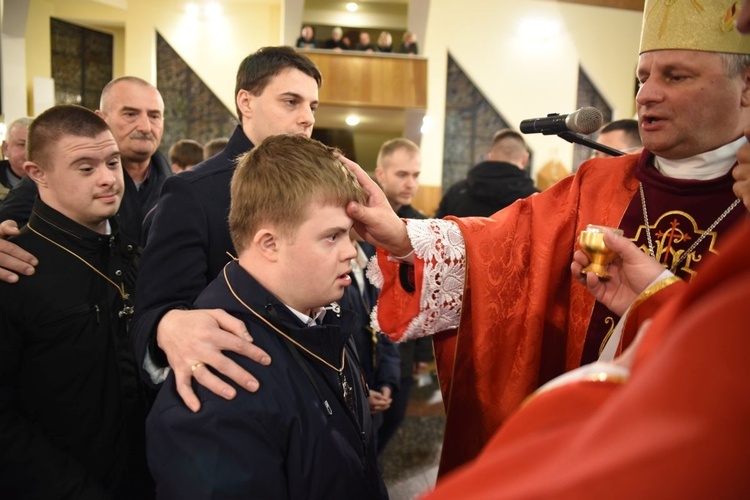 Bierzmowanie w parafii Miłosierdzia Bożego w Tarnowie