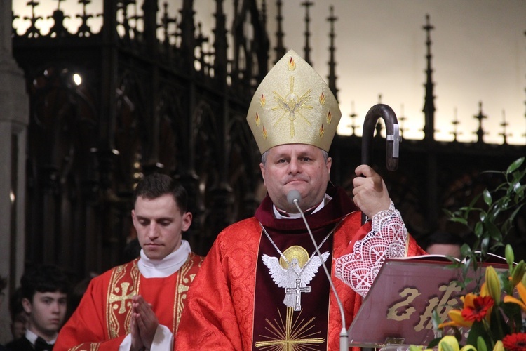 Bierzmowanie w katedrze