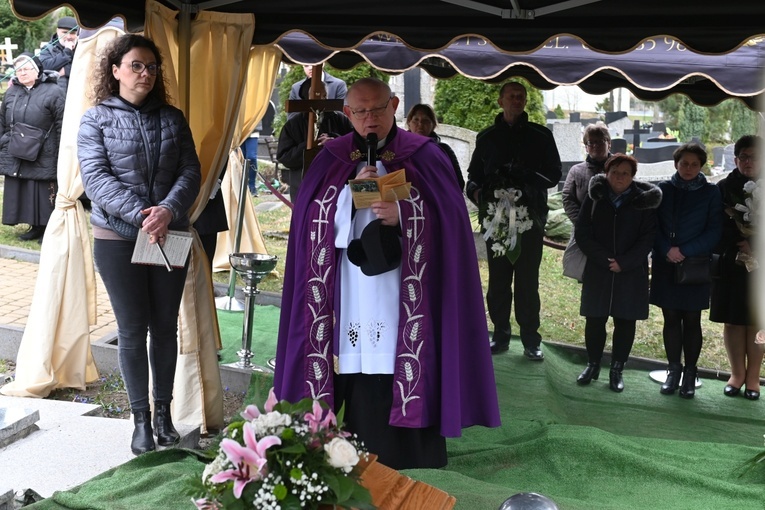 Bardo. Pogrzeb s. Benedykty Gertrudy Kamińskiej