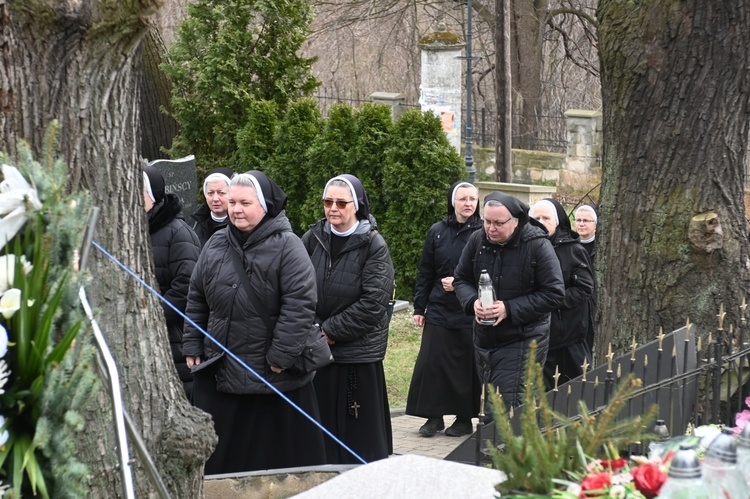 Bardo. Pogrzeb s. Benedykty Gertrudy Kamińskiej