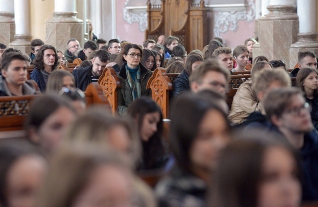 Drugi dzień rekolekcji dla młodych