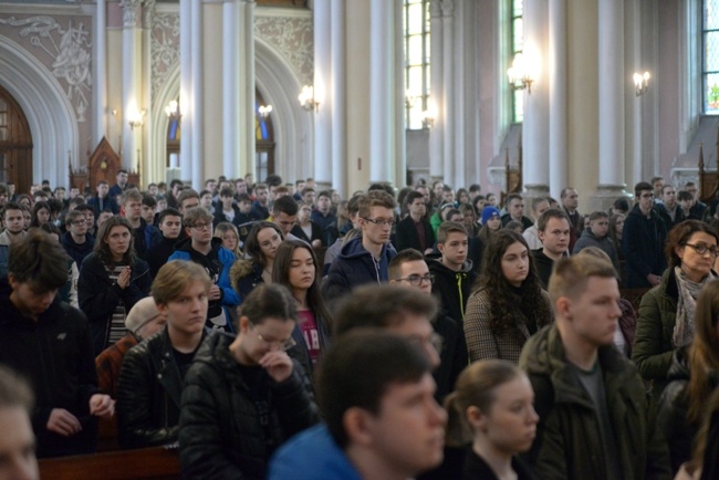 Trzeci dzień rekolekcji dla młodych