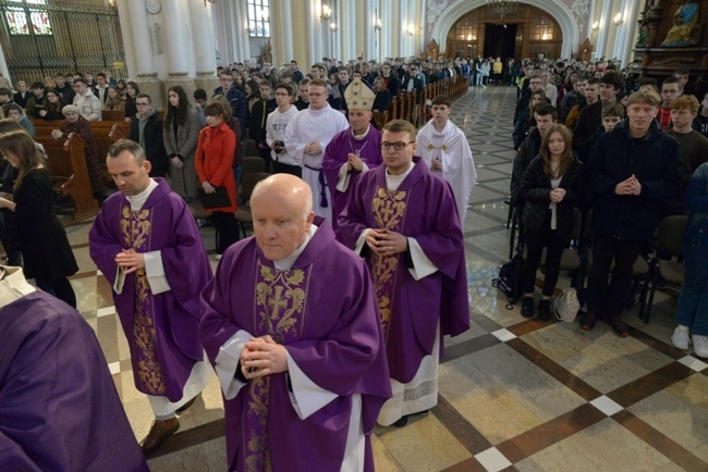 Trzeci dzień rekolekcji dla młodych