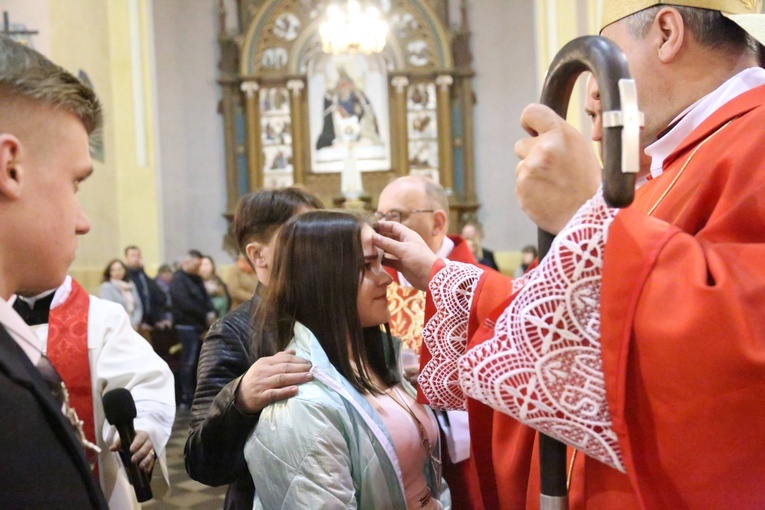 Bierzmowanie w Porąbce Uszewskiej