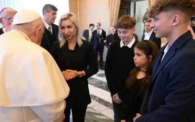 Papież do rodzin zmarłych górników: Również w ciemności Pan jest blisko