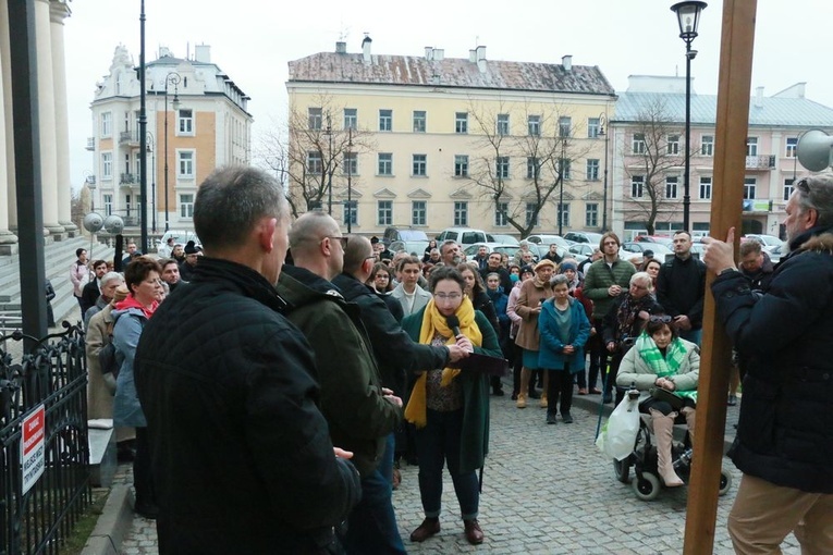 Droga Krzyżowa KWC