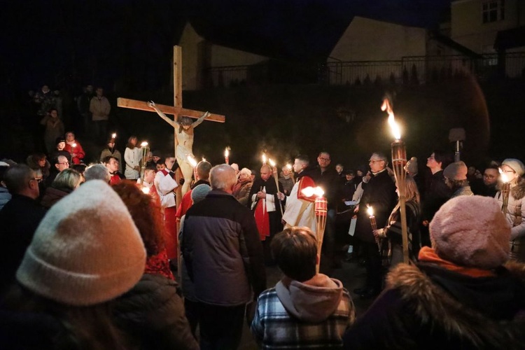 Droga Krzyżowa ulicami Głogowa