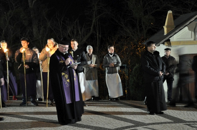 Jubileuszowa Droga Krzyżowa w Sławikowie