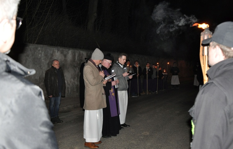 Jubileuszowa Droga Krzyżowa w Sławikowie