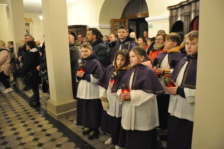 Jubileuszowa Droga Krzyżowa w Sławikowie