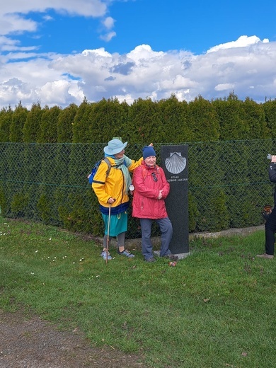 Caminowa pielgrzymka do Małujowic