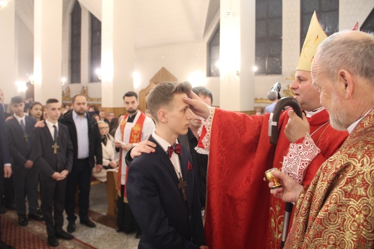 Bierzmowanie w Wielogłowach