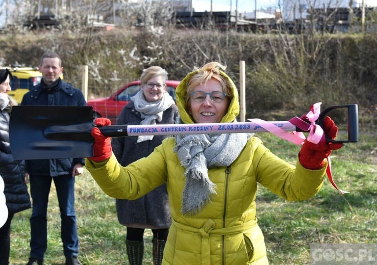 Zielona Góra. Budowa domu Fundacji Centrum Rodziny rozpoczęta