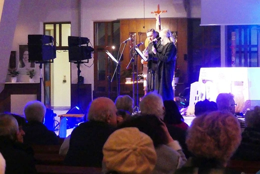 Golgota Jasnogórska z Caritas w Bielsku-Białej Aleksandrowicach