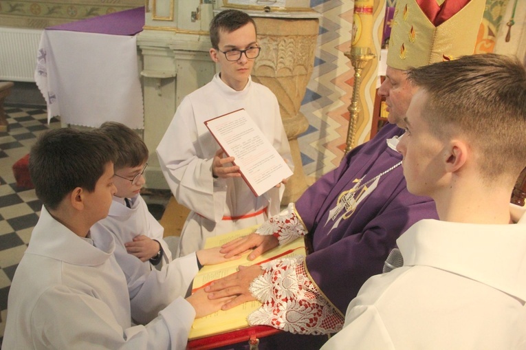 Błogosławieństwo lektorów w Ujanowicach