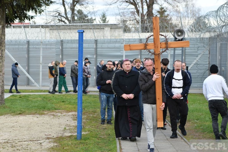 Droga Krzyżowa w Zakładzie Karnym w Głogowie