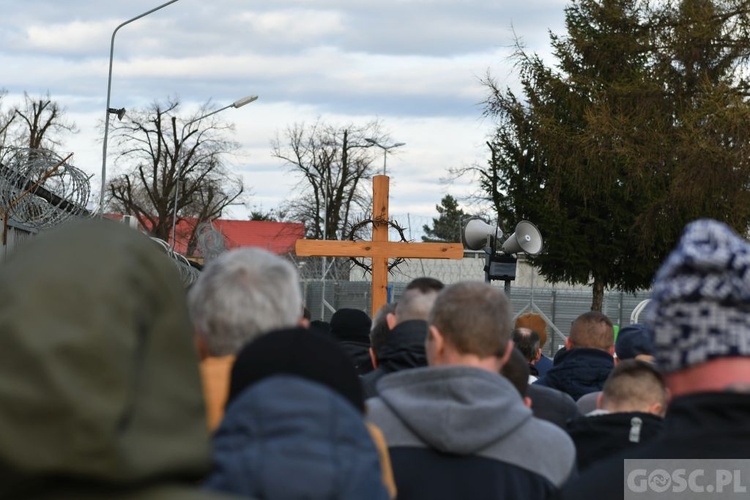 Droga Krzyżowa w Zakładzie Karnym w Głogowie