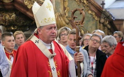 40 lat kapłaństwa abp. Józefa Kupnego. Jak rodziło się to powołanie?