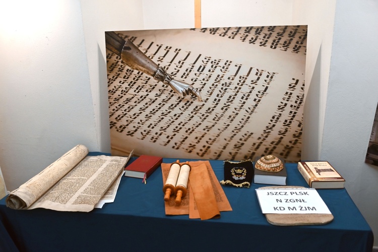 Wystawa o Biblii w Strzegomiu