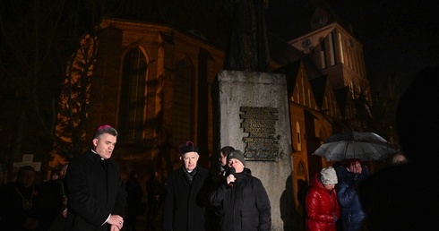 Bp Zbigniew Zieliński zaprasza, aby 2 kwietnia uczcić św. Jana Pawła II