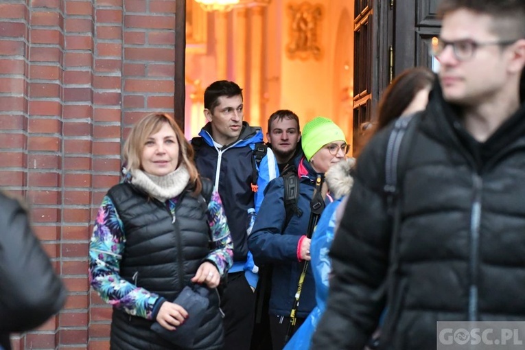 Świebodzin. Ekstremalna Droga Krzyżowa rozpoczęta