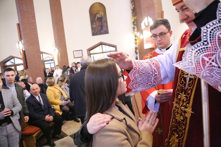 Bierzmowanie w par. pw. Miłosierdzia Bożego w Brzesku