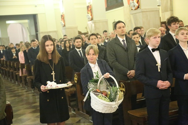 Bierzmowanie w par. pw. św. Jakuba w Brzesku