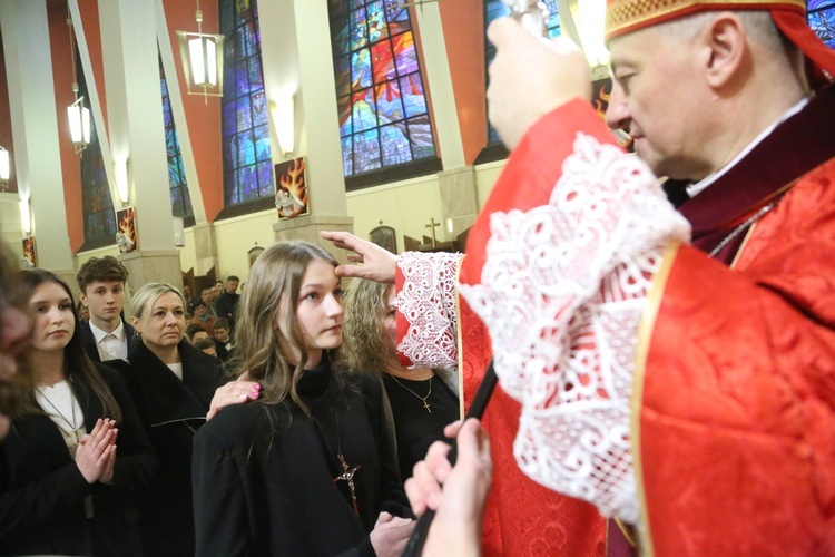 Bierzmowanie w par. pw. św. Jakuba w Brzesku