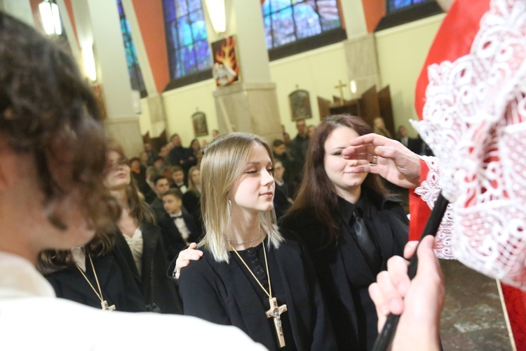 Bierzmowanie w par. pw. św. Jakuba w Brzesku