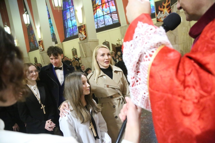 Bierzmowanie w par. pw. św. Jakuba w Brzesku