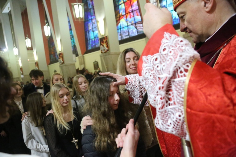 Bierzmowanie w par. pw. św. Jakuba w Brzesku
