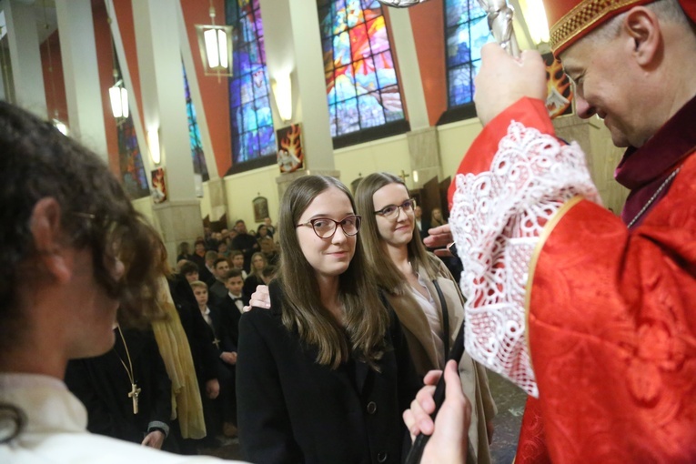 Bierzmowanie w par. pw. św. Jakuba w Brzesku