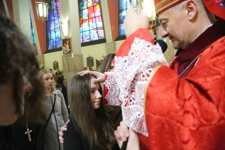 Bierzmowanie w par. pw. św. Jakuba w Brzesku