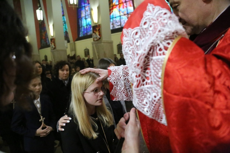 Bierzmowanie w par. pw. św. Jakuba w Brzesku