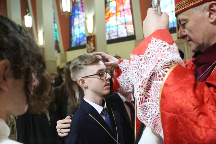 Bierzmowanie w par. pw. św. Jakuba w Brzesku