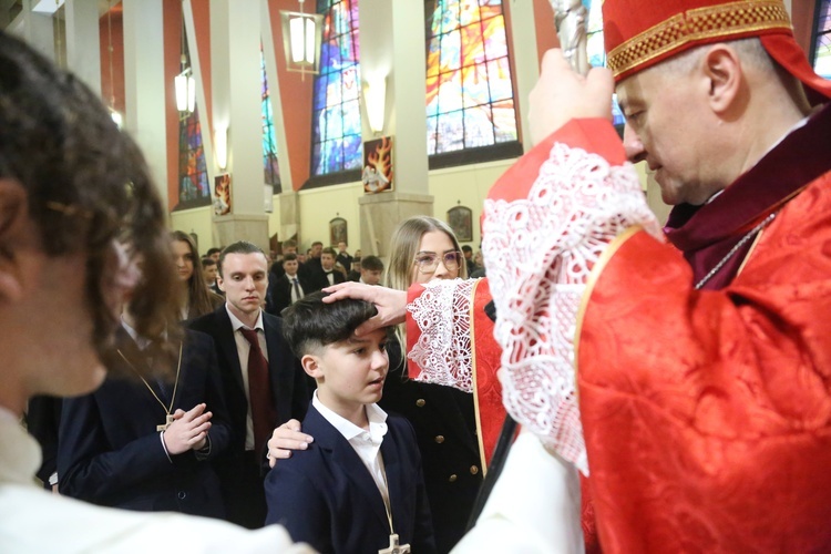 Bierzmowanie w par. pw. św. Jakuba w Brzesku